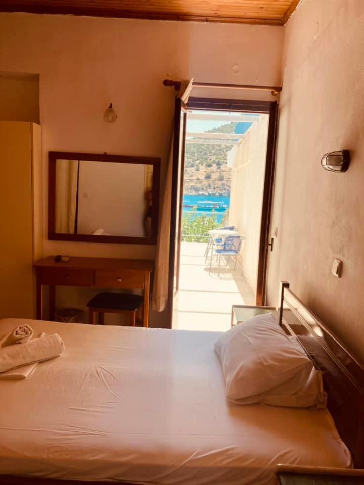 Hotel Barbaressa Tolón Esterno foto